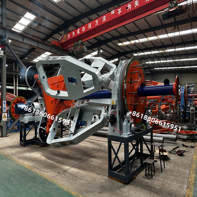 la macchina di layup di 50rpm CLY1250/1+4 senza portale occupa la correzione posteriore di rapporto di torsione di 2500mm al 100%