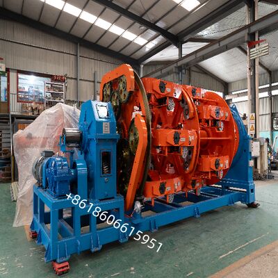 Macchina per l'incagliamento planetario per posa uniforme dei trefoli e migliorate proprietà meccaniche del cavo con ritortura posteriore a ingranaggi